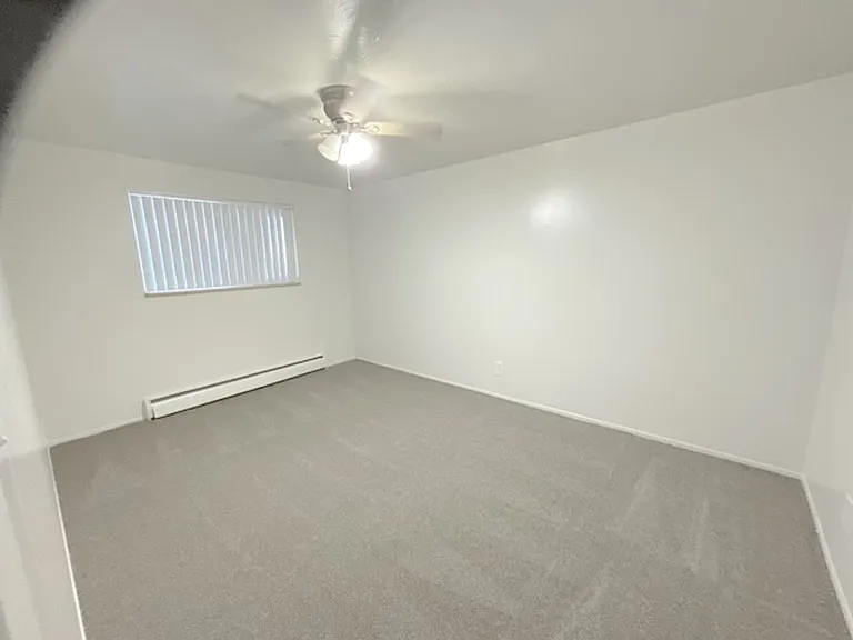 Lampliter Apartments — Photo 43