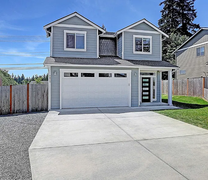 4 bed, 2.5 bath, 2277 sqft, $3,275 — Photo 1