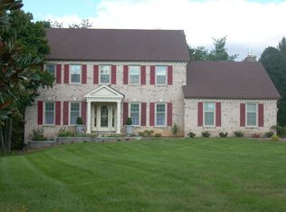 2735 Linda Marie Dr, Oakton, VA 22124