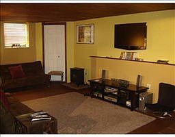 2nd image of 16 Heather Ln