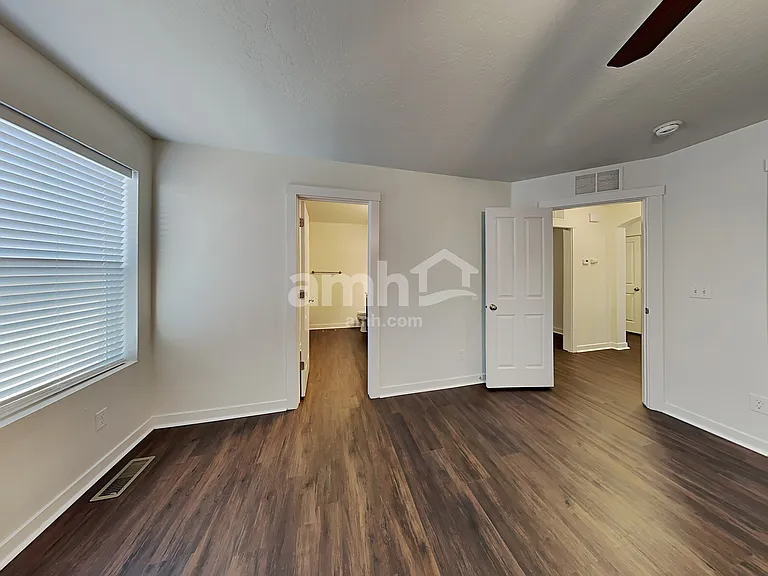 754 N Scotney Ave — Photo 9