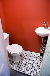 Rented by R New York