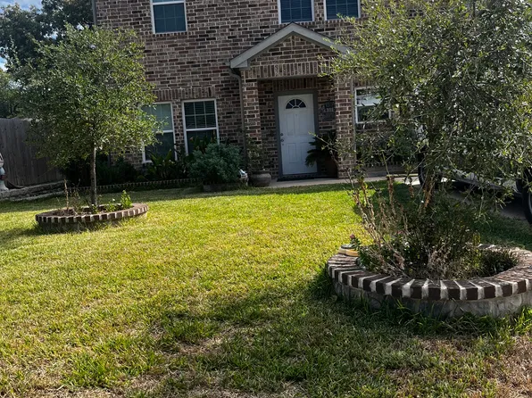 2950 Victorian Forest Dr, Dallas, TX 75227
