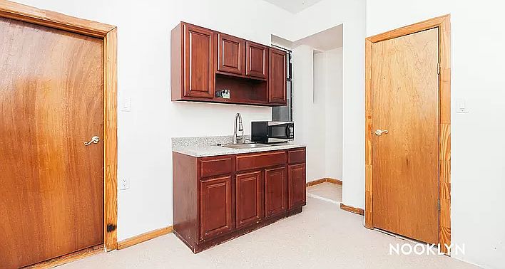 1st image of 206 Scholes St #1A