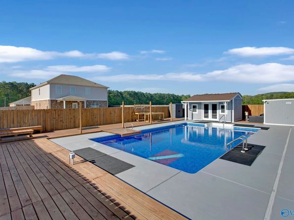3301 Weavers Ln SW, Huntsville, AL 35805