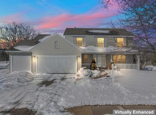 2227 Viola Heights Dr NE, Rochester, MN 55906