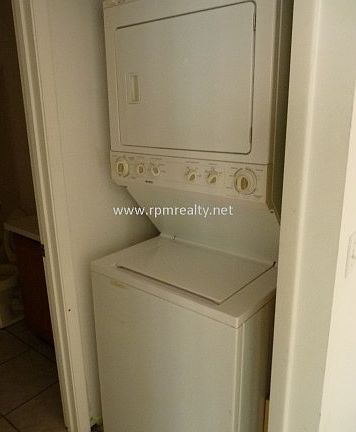 5th image of 140 Reserve 104 Cir