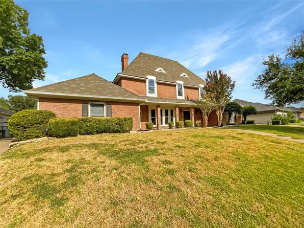 1103 Findlay Dr, Arlington, TX 76012
