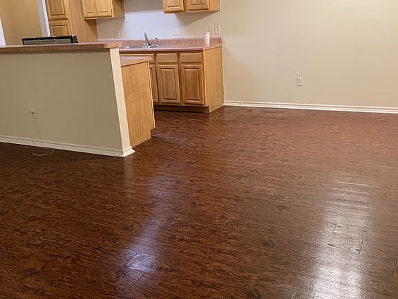 3rd image of 8157 Marydean Ave