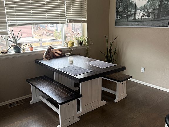 breakfast nook