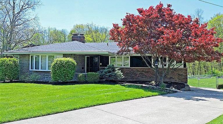 1st image of 3225 Ferncroft Dr