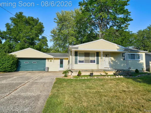 4367 Ashlawn Dr, Flint, MI 48507