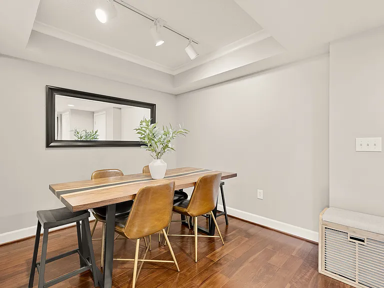 1220 N Fillmore St #810 — Photo 10
