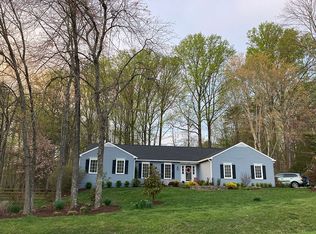 16613 Cutlass Dr, Rockville, MD 20853