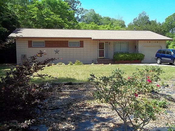 2nd image of 1012 NE 39th Ct