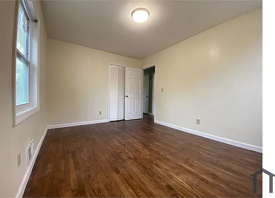 6031 Danbury Ct — Photo 11
