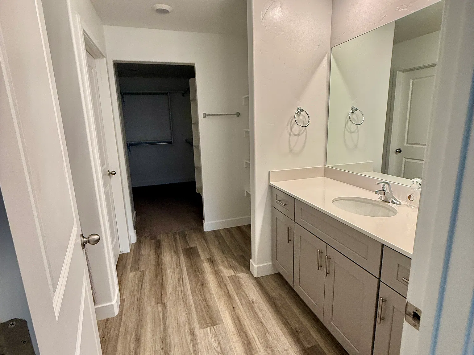 1743 S Wolverine Way — Photo 4