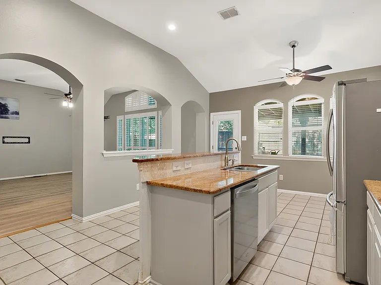 3513 San Paula Dr — Photo 19