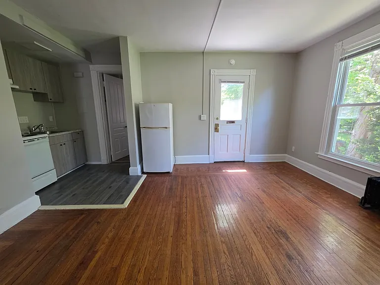 172 Fountain St #R01 — Photo 6