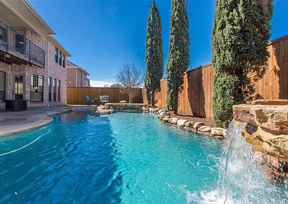 2nd image of 11305 Seaside Ln