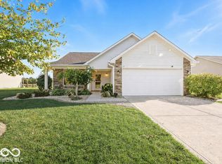 4339 W Parkway Ct, New Palestine, IN