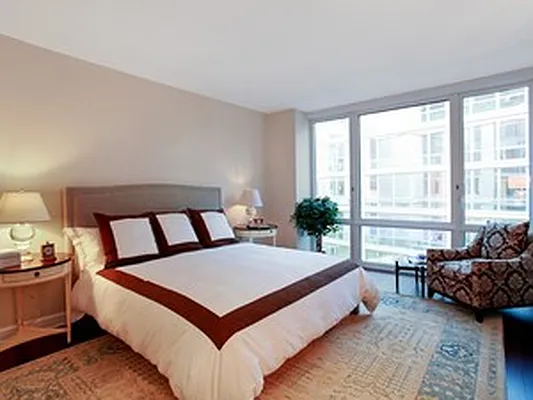 Sold by Corcoran | media 25