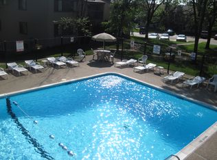 1629 Brandon Park Dr APT D, Manchester, MO 63021