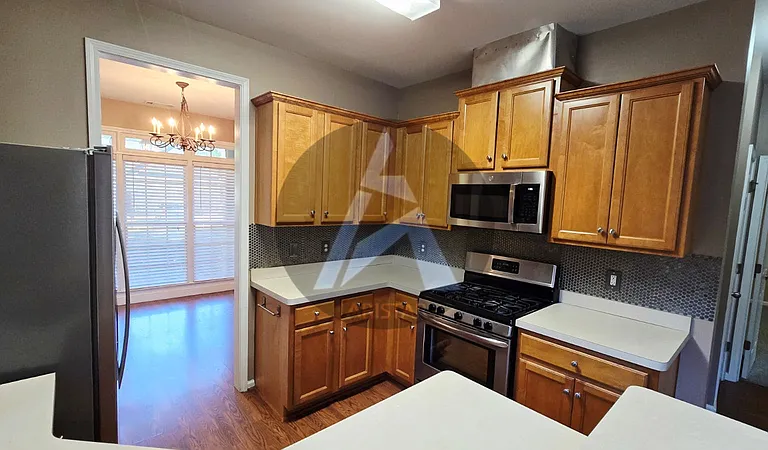 223 Elmbrook Ln — Photo 10