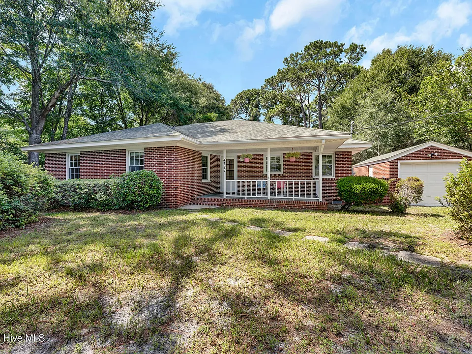 4721 Long Leaf Hills Dr