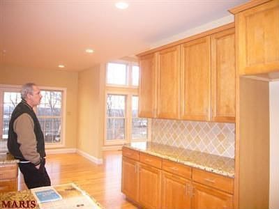 2nd image of 171 Kendall Bluff Ct