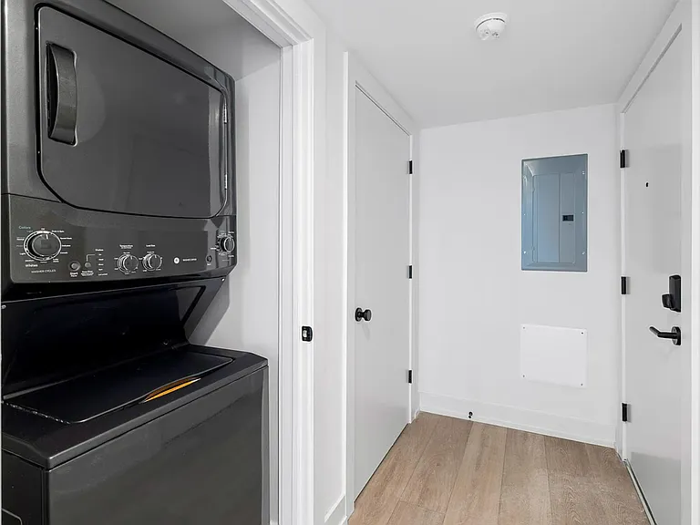Brand New Luxury West Philly Apartments — Photo 39