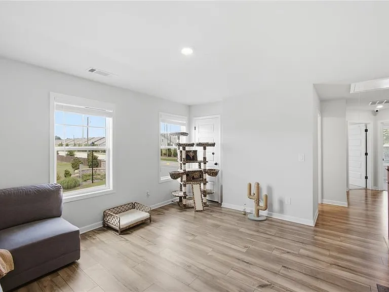 2700 Westgate Park Dr — Photo 29