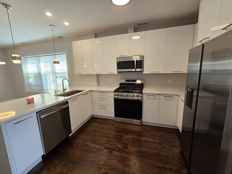 5922 N Washtenaw Ave #1 — Photo 17
