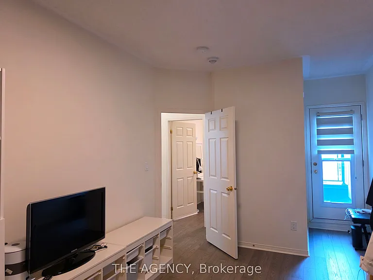 109 Ness Dr — Photo 19