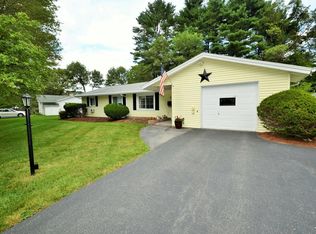 6 Copeland Rd, Framingham, MA 01701