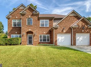 10 Stonebridge Pass, Newnan, GA 30265