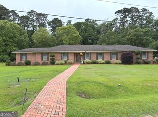 808 W 2nd St, Ocilla, GA 31774