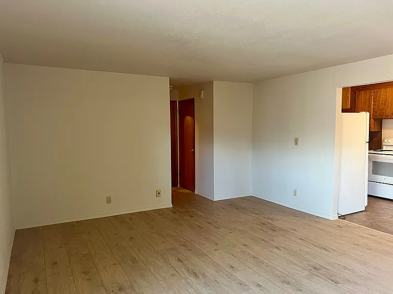 6525 24th Ave NW #3 — Photo 3
