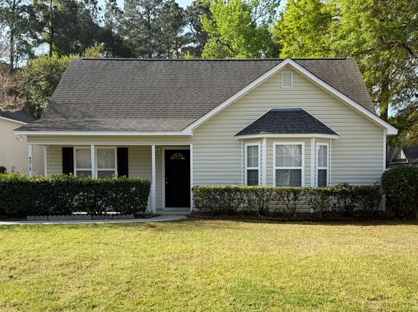 4212 McClelland Dr, Wilmington, NC 28405