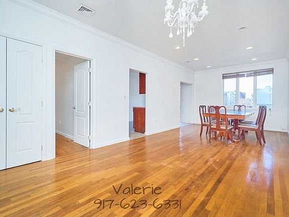 3rd image of 523 Brooklyn Ave APT 1C