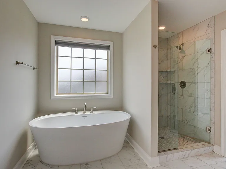 230 Cotoneaster Ln — Photo 28