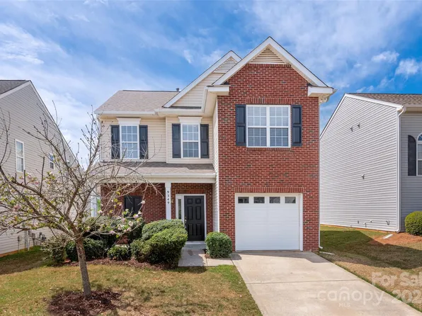 9349 Longstone Ln, Charlotte, NC 28277