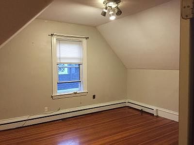 2nd image of 23 Barton St