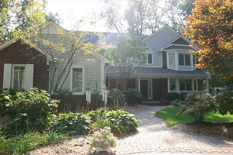 1st image of 8526 Pine Lake Dr