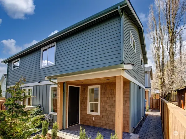 1015 6th Street, Kirkland, WA 98033