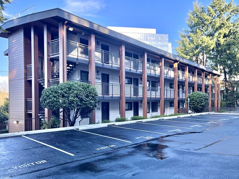 1st image of 130 105th Ave SE APT 116