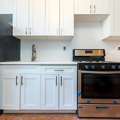 Rented by Nooklyn NYC LLC | media 44