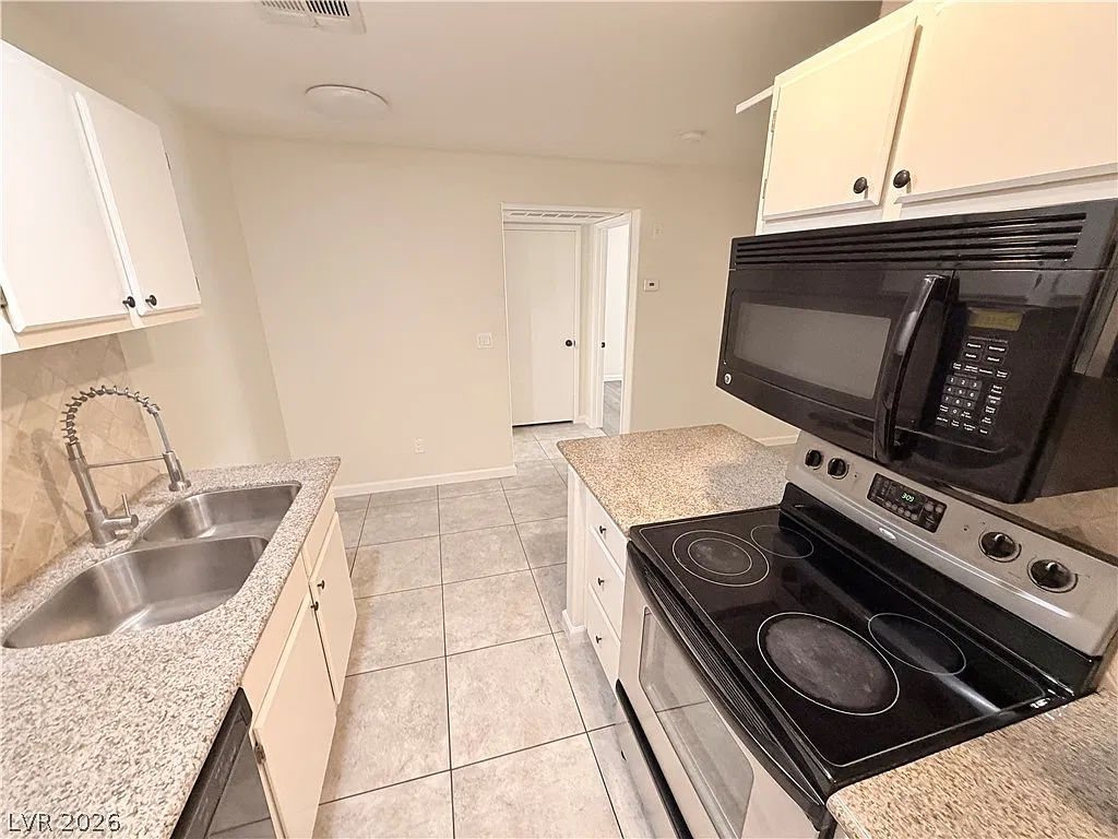 1 bed, 1.0 bath, 494 sqft, $1,125 — Photo 3