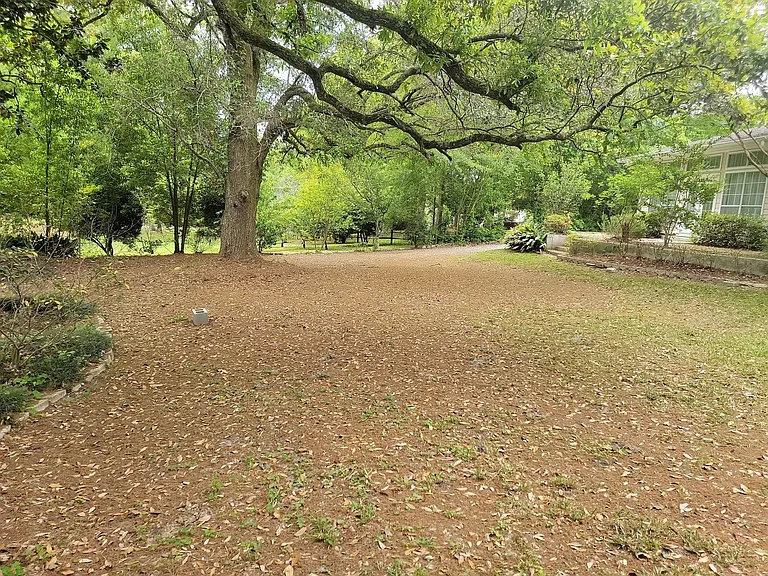 6509 Shore Dr — Photo 32