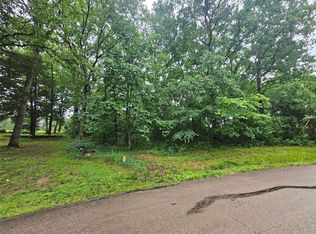12587 Tall Pine Dr, Sainte Genevieve, MO 63670
